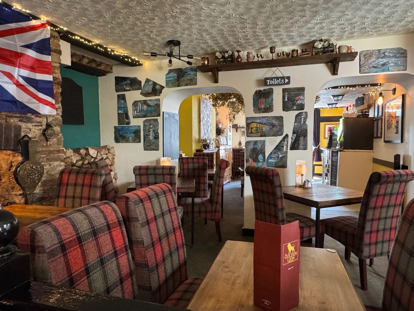 Dining room at the Golden Lion